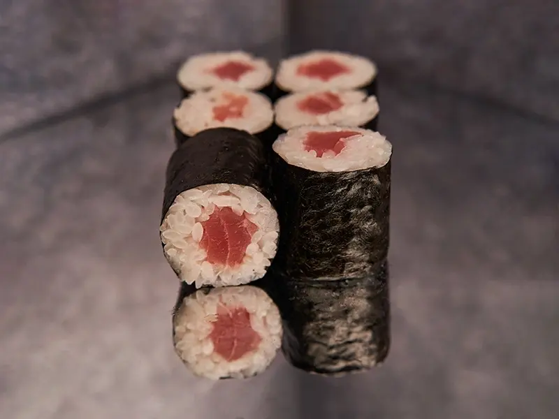 Маки тунец